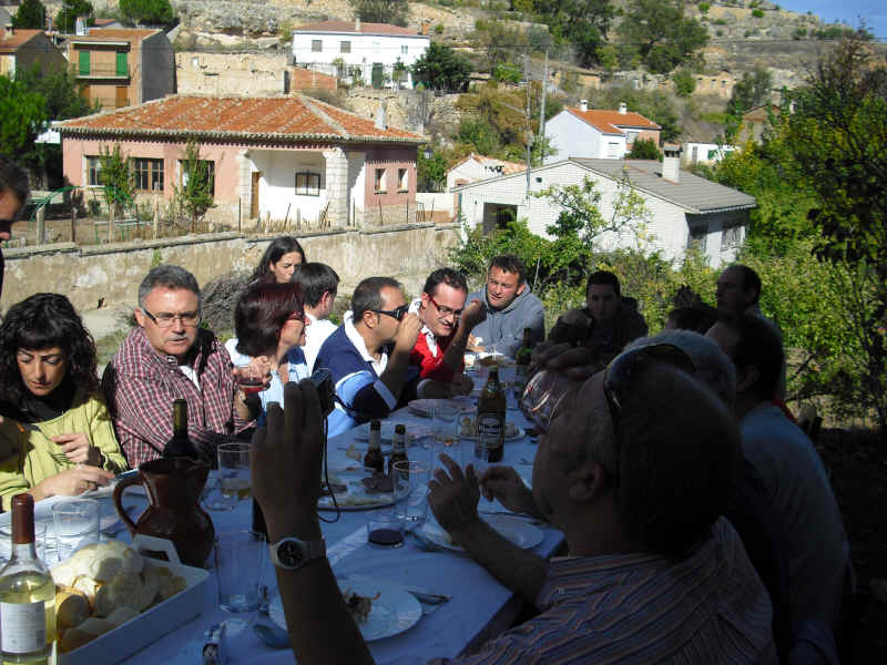 Comimos en la calle tan ricamente Comimos en la calle tan ricamente
