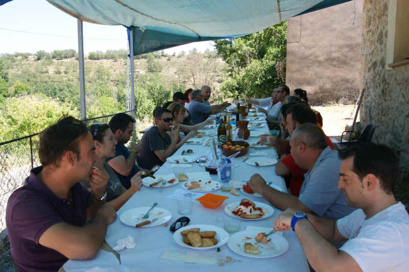 En plena comida