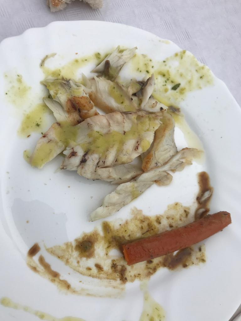 Corvina con zanahorias Corvina con zanahorias