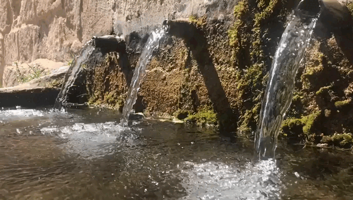La fuente de la plaza La fuente de la plaza