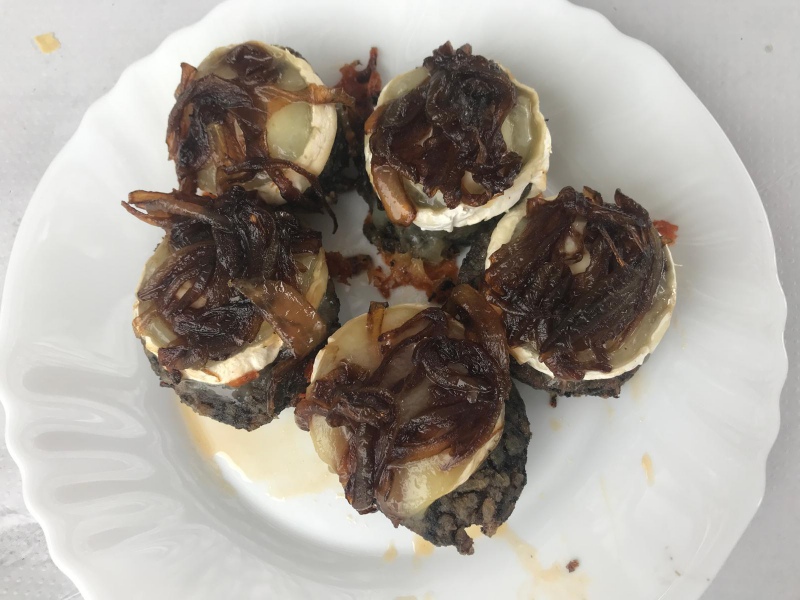 Receta de morcilla de Burgos con queso de cabra